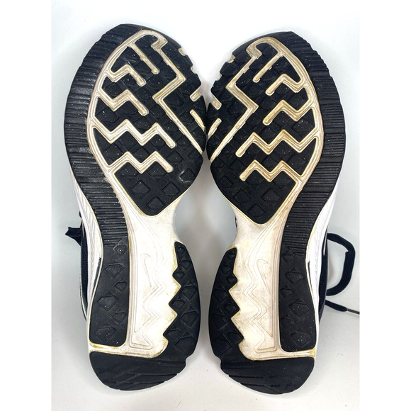 Nike Women's Zoom Winflo 3 Size 9.5 Black White Running Training Athleisure Gym - Picture 8 of 11